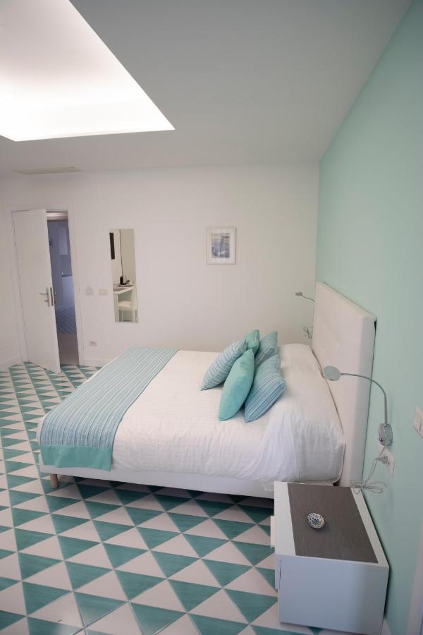 Domus Sole Bed & Breakfast Sorrento Bagian luar foto