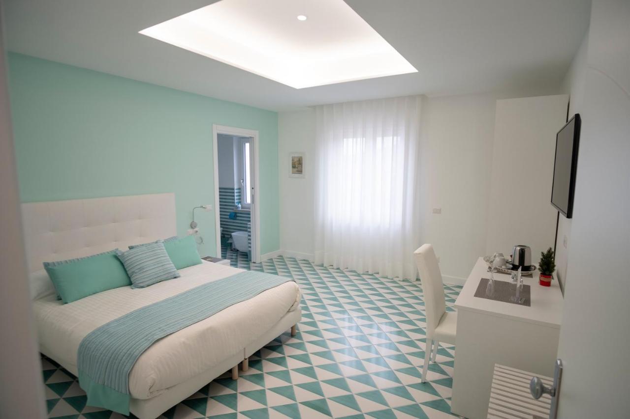 Domus Sole Bed & Breakfast Sorrento Bagian luar foto