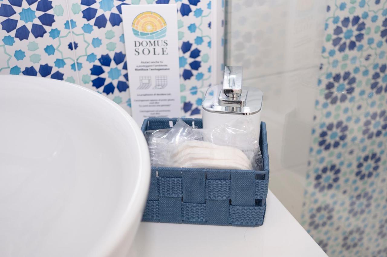 Domus Sole Bed & Breakfast Sorrento Bagian luar foto